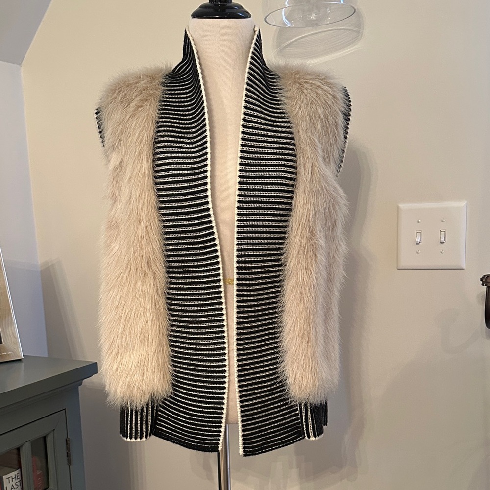 Banana Republic Black and Cream Fur Vest